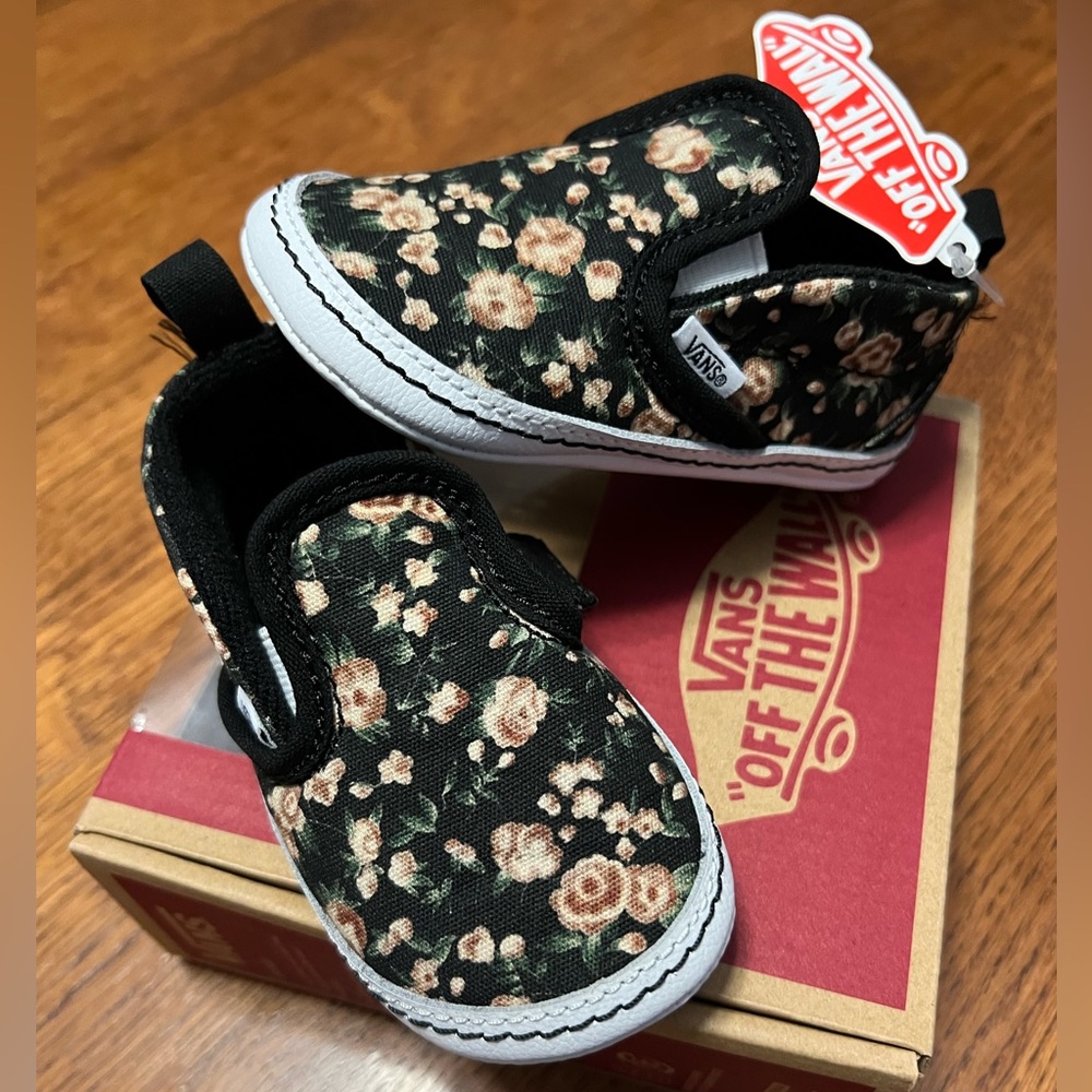 Vans off the wall Infant Slip-On V Crib shoes rose dreams black/white size 4